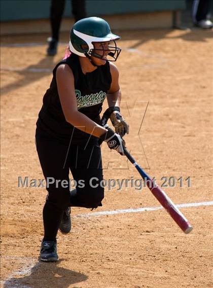 Thumbnail 3 in Pomona Catholic vs. Bellarmine-Jefferson (CIF SS D7 Final) photogallery.