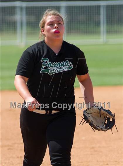 Thumbnail 1 in Pomona Catholic vs. Bellarmine-Jefferson (CIF SS D7 Final) photogallery.