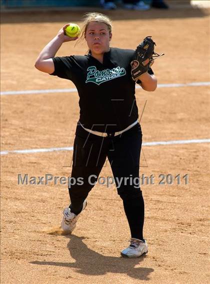 Thumbnail 1 in Pomona Catholic vs. Bellarmine-Jefferson (CIF SS D7 Final) photogallery.