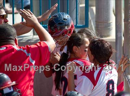 Thumbnail 3 in Pomona Catholic vs. Bellarmine-Jefferson (CIF SS D7 Final) photogallery.