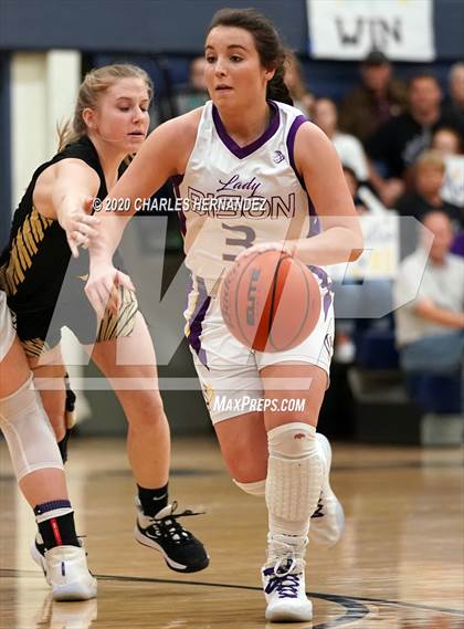 Thumbnail 2 in Buffalo vs. Rogers (UIL 3A Bi-District Playoff) photogallery.