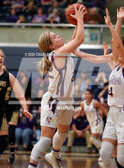 Thumbnail 1 in Buffalo vs. Rogers (UIL 3A Bi-District Playoff) photogallery.
