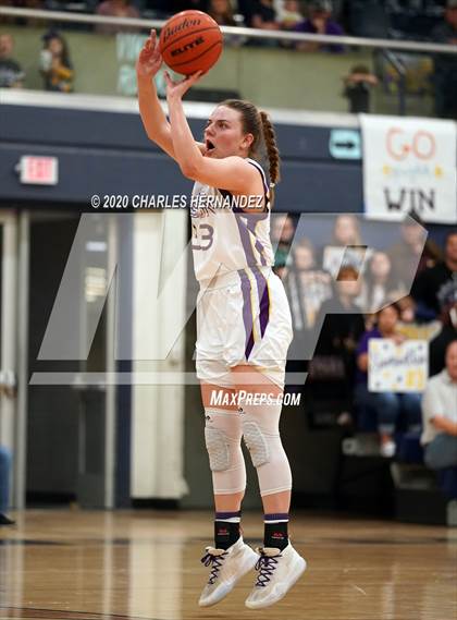 Thumbnail 3 in Buffalo vs. Rogers (UIL 3A Bi-District Playoff) photogallery.