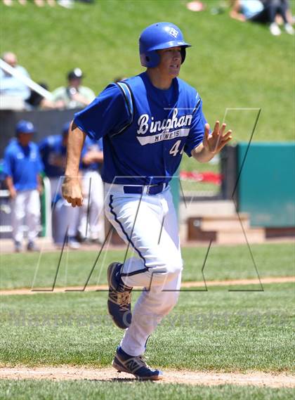 Thumbnail 3 in Bingham vs. Layton (UHSAA 5A Final) photogallery.