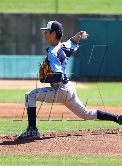 Thumbnail 2 in Bingham vs. Layton (UHSAA 5A Final) photogallery.