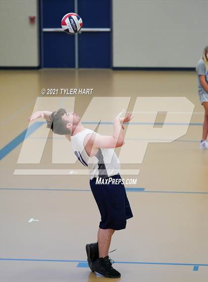 Thumbnail 3 in Ben Davis vs Indiana Christian Academy (Tri-West Hendricks) photogallery.
