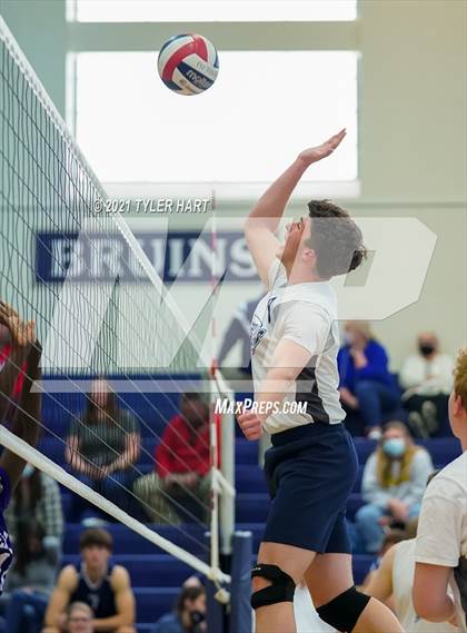 Thumbnail 2 in Ben Davis vs Indiana Christian Academy (Tri-West Hendricks) photogallery.