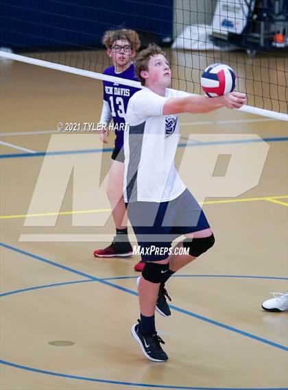 Thumbnail 1 in Ben Davis vs Indiana Christian Academy (Tri-West Hendricks) photogallery.