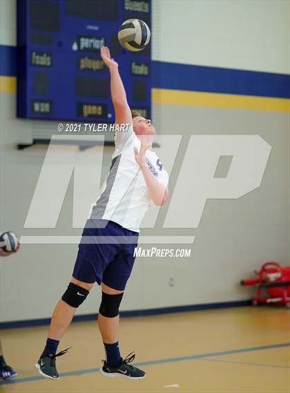 Thumbnail 1 in Ben Davis vs Indiana Christian Academy (Tri-West Hendricks) photogallery.