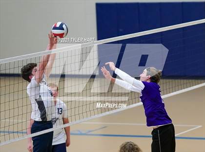 Thumbnail 1 in Ben Davis vs Indiana Christian Academy (Tri-West Hendricks) photogallery.