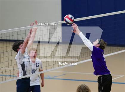 Thumbnail 3 in Ben Davis vs Indiana Christian Academy (Tri-West Hendricks) photogallery.
