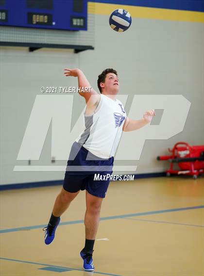 Thumbnail 2 in Ben Davis vs Indiana Christian Academy (Tri-West Hendricks) photogallery.