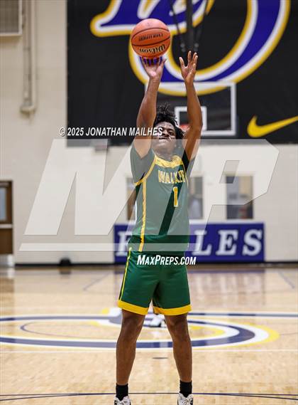 Thumbnail 3 in Walker vs Denham Springs (Livingston Parish Tournament) photogallery.