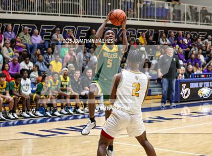 Thumbnail 3 in Walker vs Denham Springs (Livingston Parish Tournament) photogallery.