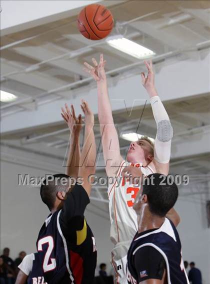 Thumbnail 1 in Poly vs. Bellarmine-Jefferson (Bell-Jeff Tournament) photogallery.