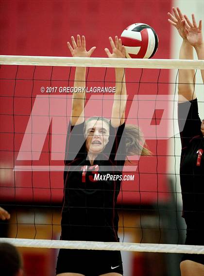 Thumbnail 3 in Lewisville vs Liberty photogallery.