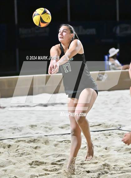 Thumbnail 2 in Chaparral vs. Sunnyslope (AIA DI Pairs Round 1 Playoff) photogallery.