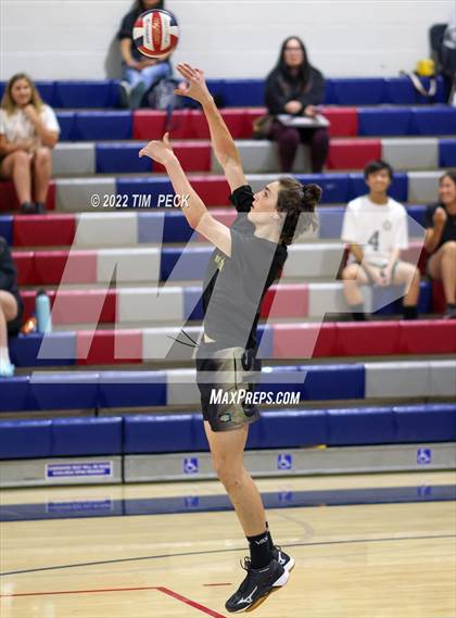 Thumbnail 1 in Canyon @ Yorba Linda photogallery.