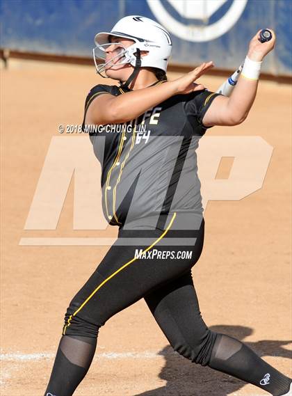 Thumbnail 1 in San Marcos vs. Santa Fe (CIF SS D4 Final) photogallery.