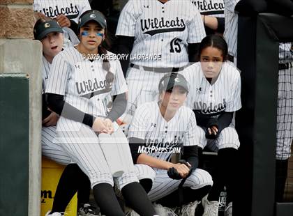 Thumbnail 1 in Hebron vs Guyer photogallery.