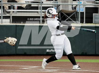 Thumbnail 2 in Hebron vs Guyer photogallery.