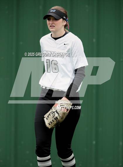 Thumbnail 1 in Hebron vs Guyer photogallery.