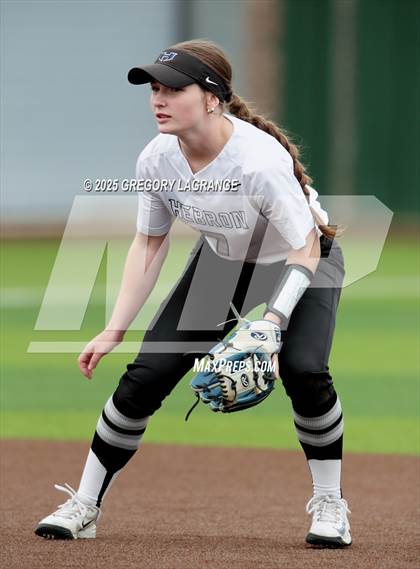 Thumbnail 1 in Hebron vs Guyer photogallery.