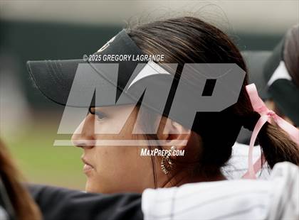 Thumbnail 2 in Hebron vs Guyer photogallery.