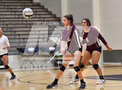 Thumbnail 3 in St. Anthony vs McAllen (SAISD Invitational) photogallery.