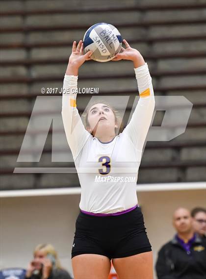 Thumbnail 3 in St. Anthony vs McAllen (SAISD Invitational) photogallery.
