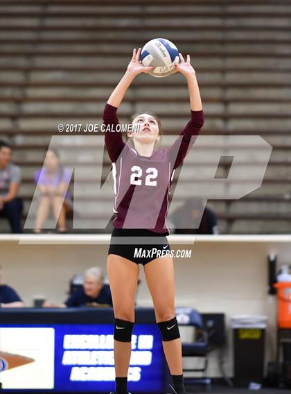 Thumbnail 3 in St. Anthony vs McAllen (SAISD Invitational) photogallery.