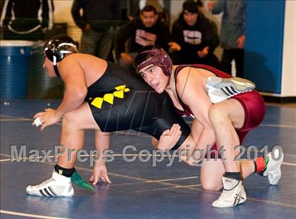 Thumbnail 3 in CIF CCS Masters Championships (Day 2 - Quarterfinals) photogallery.