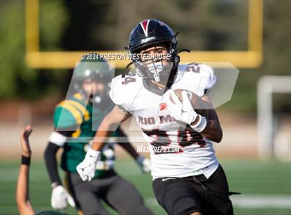 Thumbnail 1 in Rio Mesa @ Moorpark photogallery.