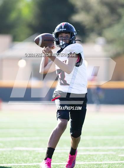 Thumbnail 2 in Rio Mesa @ Moorpark photogallery.