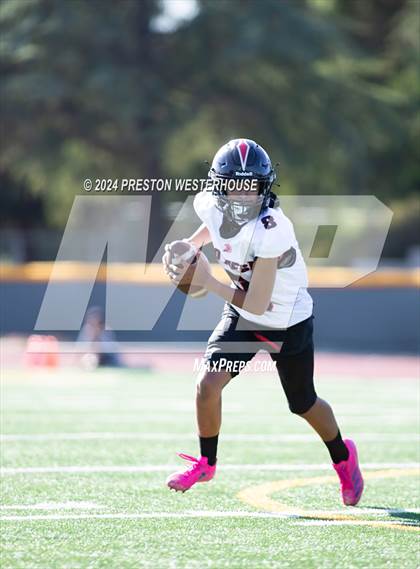 Thumbnail 2 in Rio Mesa @ Moorpark photogallery.