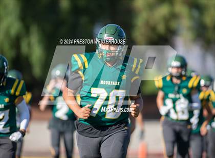 Thumbnail 1 in Rio Mesa @ Moorpark photogallery.