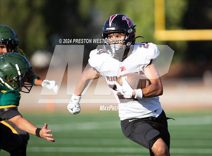 Thumbnail 3 in Rio Mesa @ Moorpark photogallery.