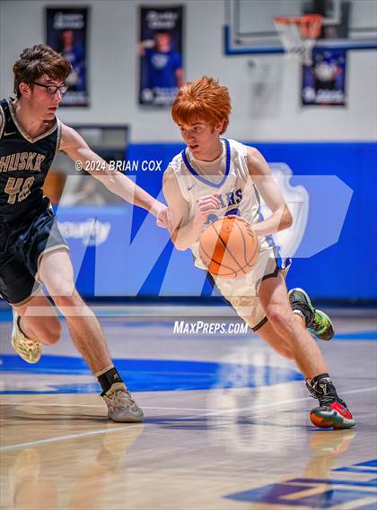 Thumbnail 3 in Ozark Mountain vs Haas Hall Academy (2A-1 District Tournament) photogallery.