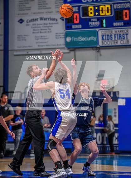 Thumbnail 2 in Ozark Mountain vs Haas Hall Academy (2A-1 District Tournament) photogallery.