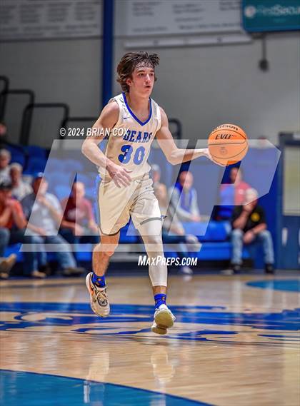 Thumbnail 3 in Ozark Mountain vs Haas Hall Academy (2A-1 District Tournament) photogallery.