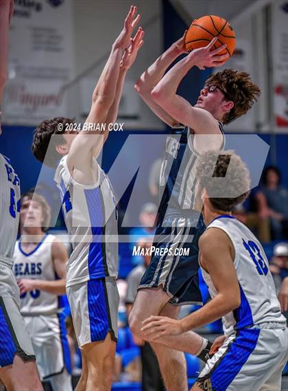 Thumbnail 3 in Ozark Mountain vs Haas Hall Academy (2A-1 District Tournament) photogallery.