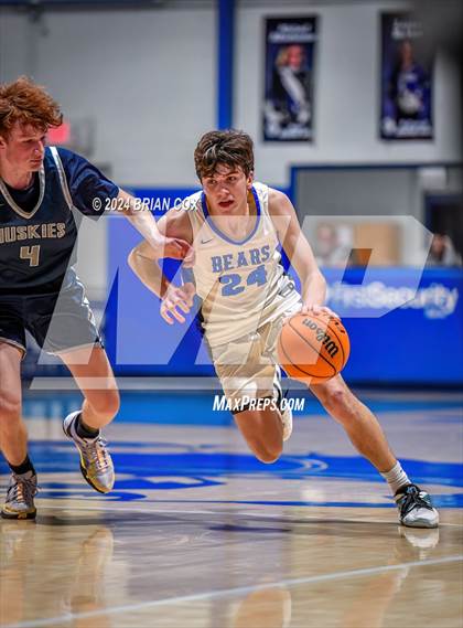 Thumbnail 1 in Ozark Mountain vs Haas Hall Academy (2A-1 District Tournament) photogallery.