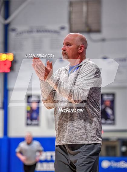 Thumbnail 3 in Ozark Mountain vs Haas Hall Academy (2A-1 District Tournament) photogallery.