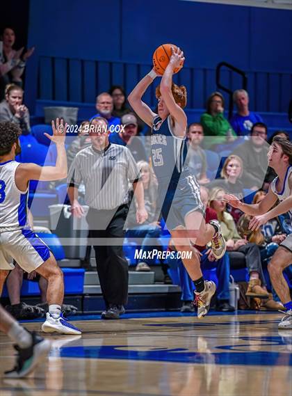 Thumbnail 3 in Ozark Mountain vs Haas Hall Academy (2A-1 District Tournament) photogallery.