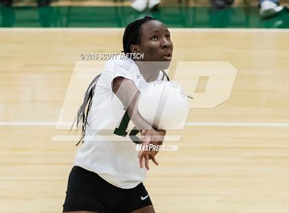 Thumbnail 3 in Jefferson vs. Falls Church photogallery.