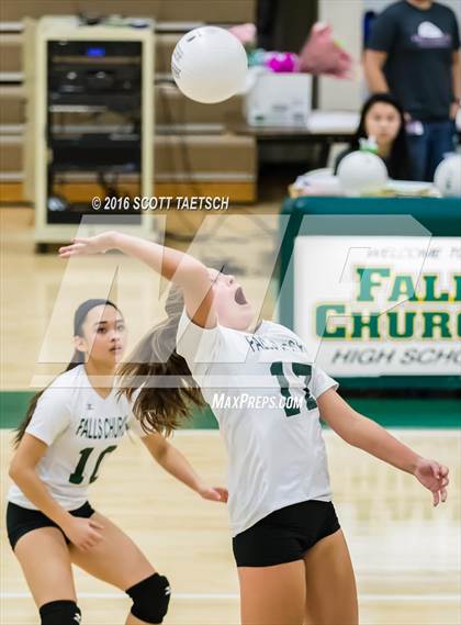 Thumbnail 3 in Jefferson vs. Falls Church photogallery.