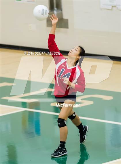 Thumbnail 2 in Jefferson vs. Falls Church photogallery.