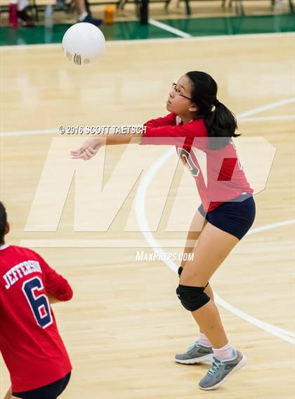 Thumbnail 1 in Jefferson vs. Falls Church photogallery.