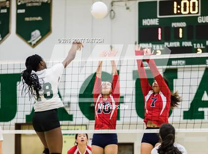 Thumbnail 3 in Jefferson vs. Falls Church photogallery.
