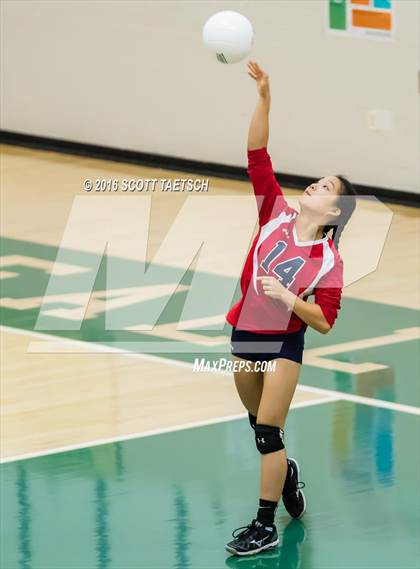 Thumbnail 2 in Jefferson vs. Falls Church photogallery.